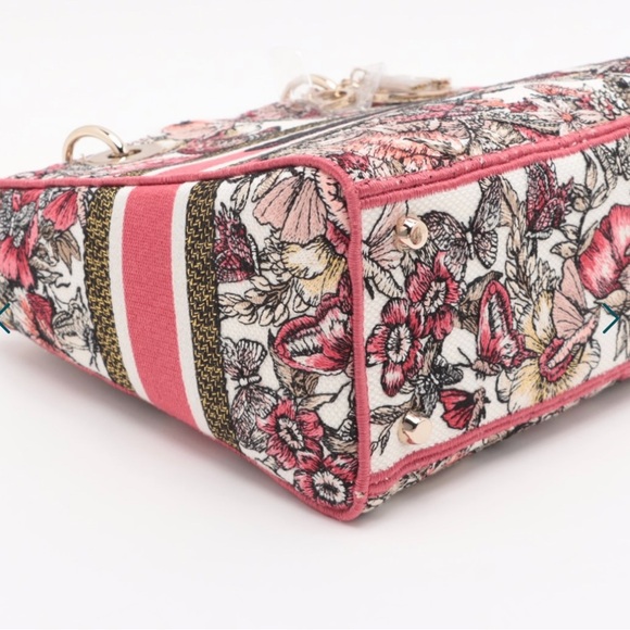 Lady Dior Pink and White Butterfly Floral Design - Picture 4 of 11